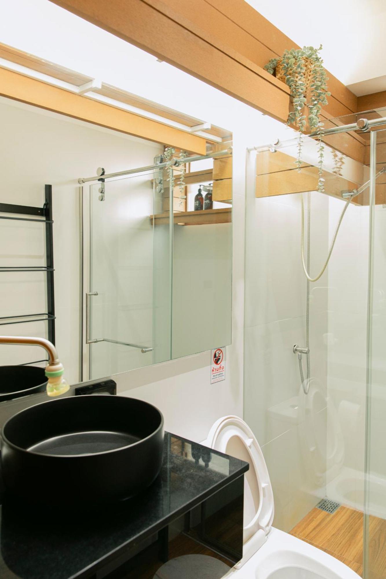 New York Loft & Japanese Magic By V4Skin Bangkok Exteriör bild